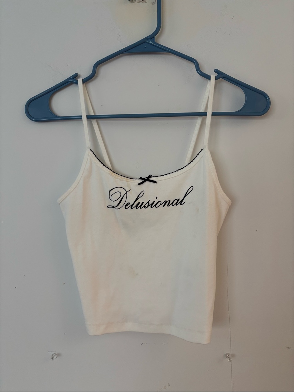 garage “delusional” white & black lace trim bow detail crop cami tank top 🎀